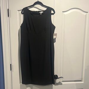 Kasper Classic Black Midi Dress
